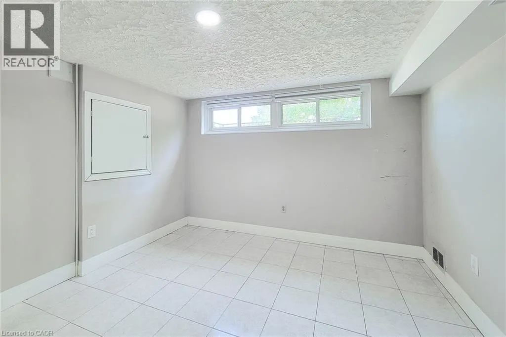 12 MAITLAND Avenue Unit# Basement, #Basement
