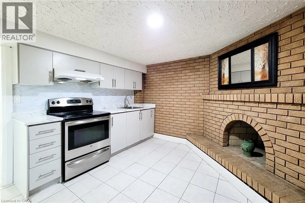 12 MAITLAND Avenue Unit# Basement, #Basement