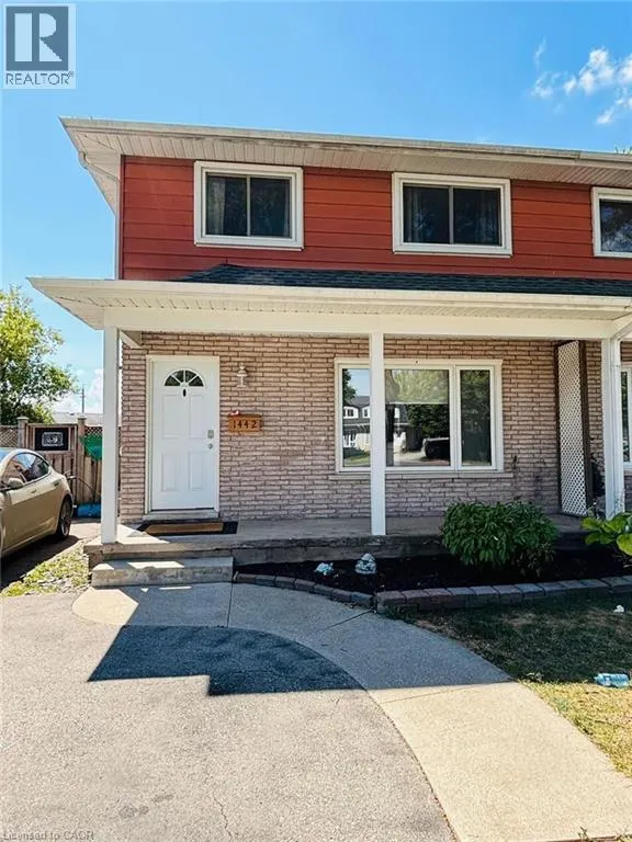 1442 PINEVIEW Court