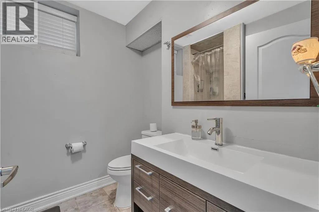 318 EAST 43RD Street