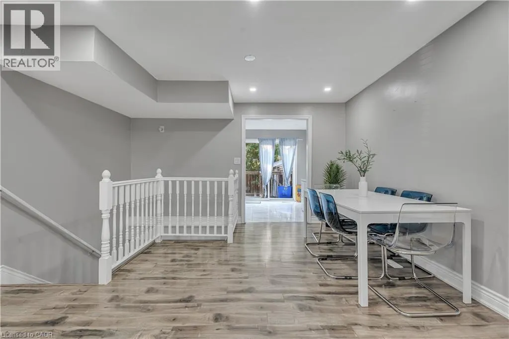 318 EAST 43RD Street