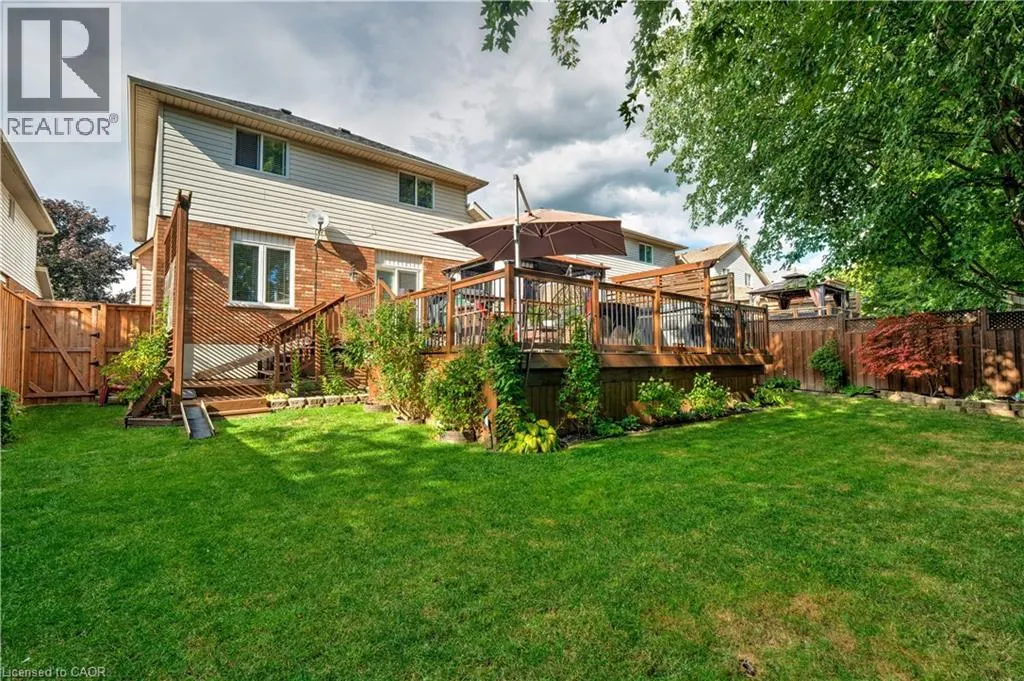 10 SCOTTSWOOD Lane