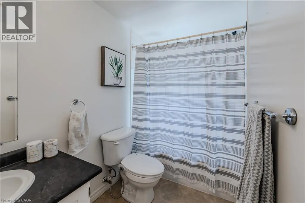 60 ELMSDALE Drive Unit# 35, #35