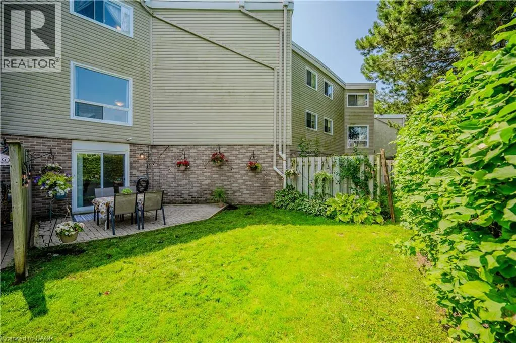 60 ELMSDALE Drive Unit# 35, #35