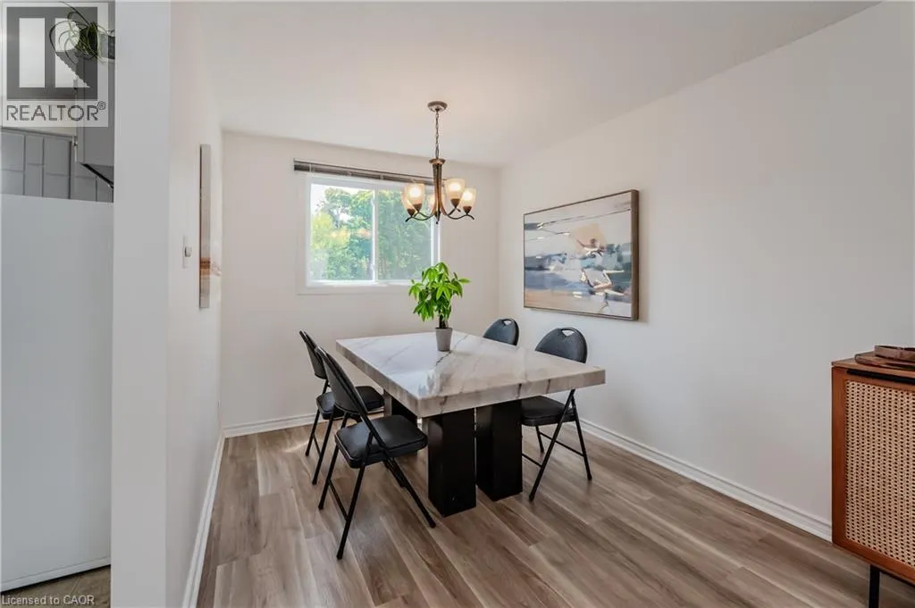 60 ELMSDALE Drive Unit# 35, #35