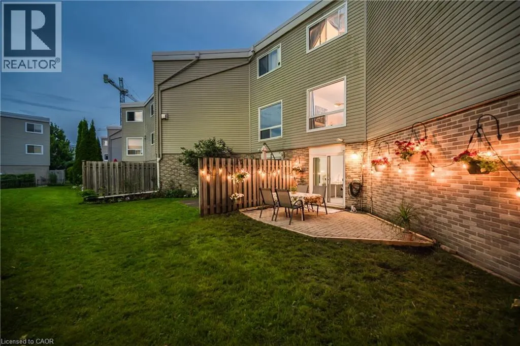 60 ELMSDALE Drive Unit# 35, #35