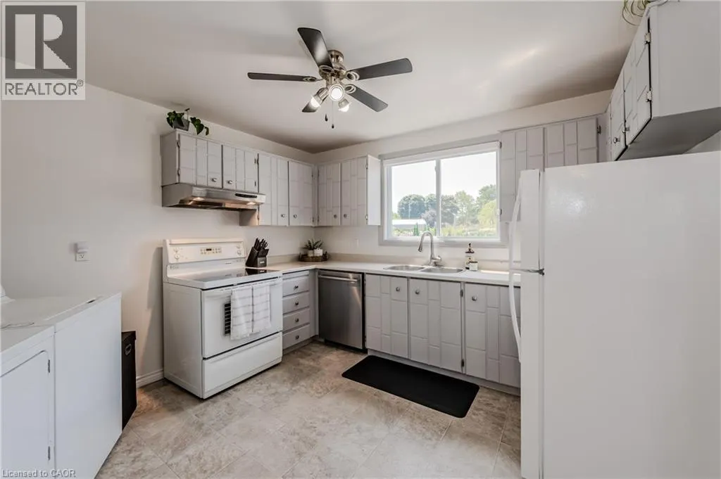 60 ELMSDALE Drive Unit# 35, #35