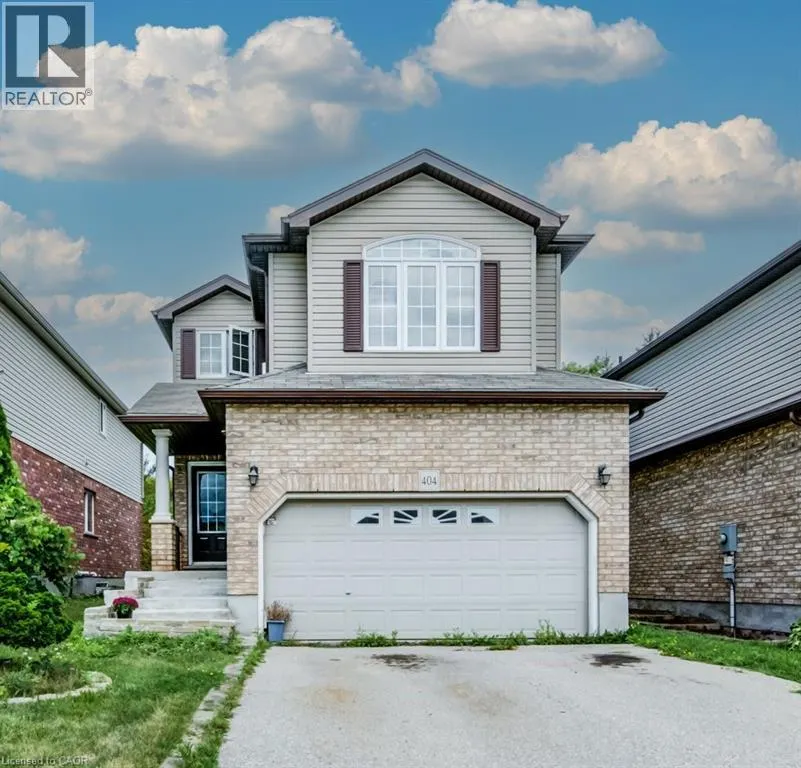 404 TEALBY Crescent
