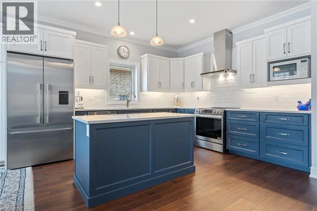 238 SCHOONER Drive