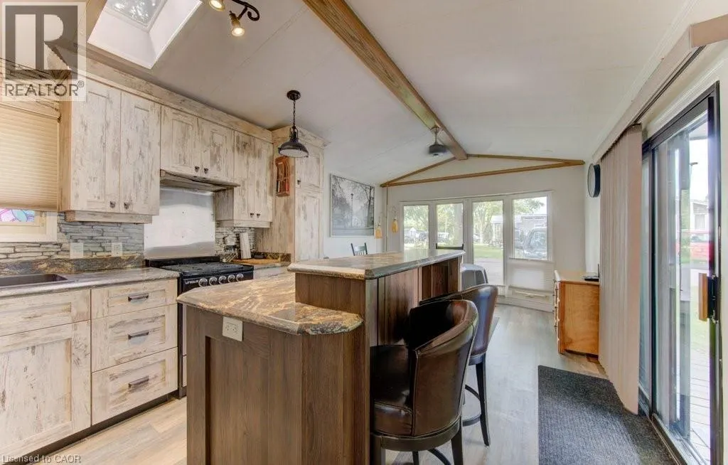 580 BEAVER CREEK Road Unit# 206, #206