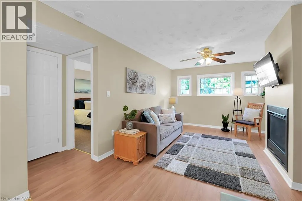 373 WASHINGTON Road