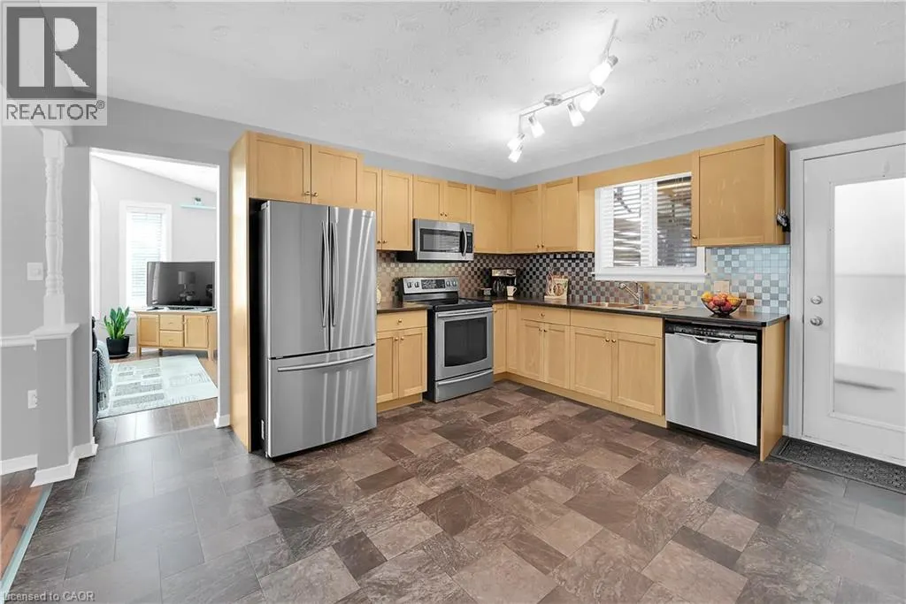 373 WASHINGTON Road