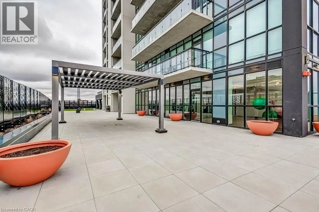 60 CHARLES Street W Unit# 2302, #2302