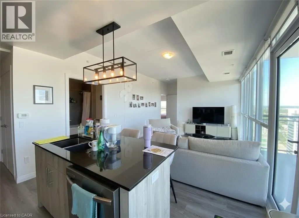 60 CHARLES Street W Unit# 2302, #2302