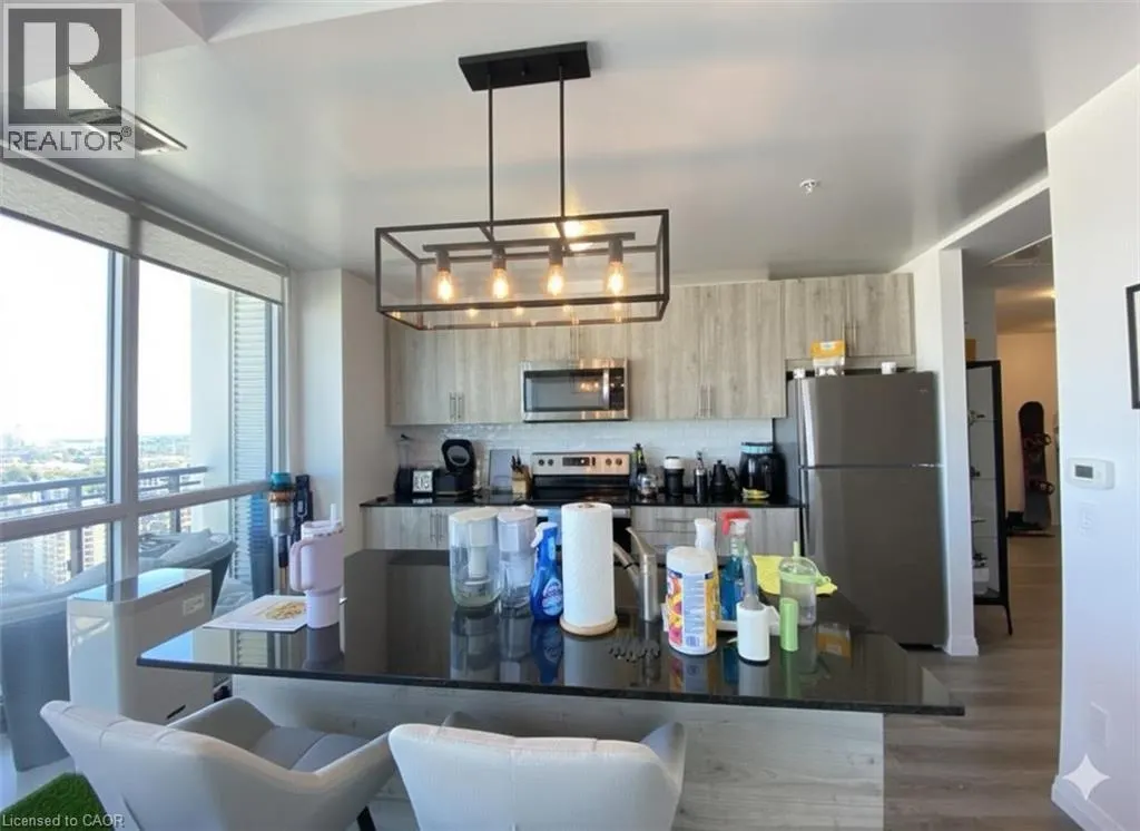 60 CHARLES Street W Unit# 2302, #2302