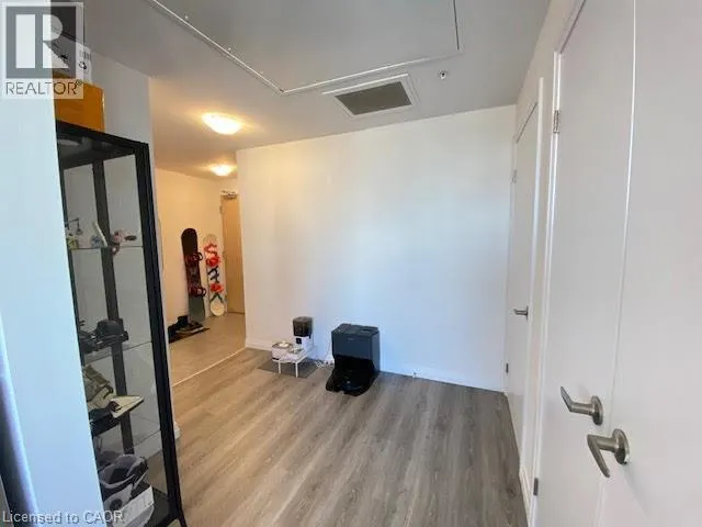 60 CHARLES Street W Unit# 2302, #2302