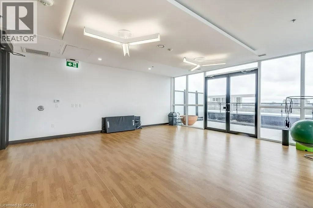 60 CHARLES Street W Unit# 2302, #2302