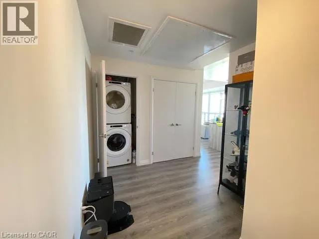 60 CHARLES Street W Unit# 2302, #2302