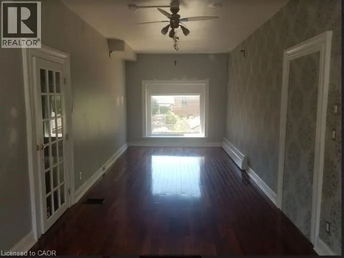 283 MAIN Street W