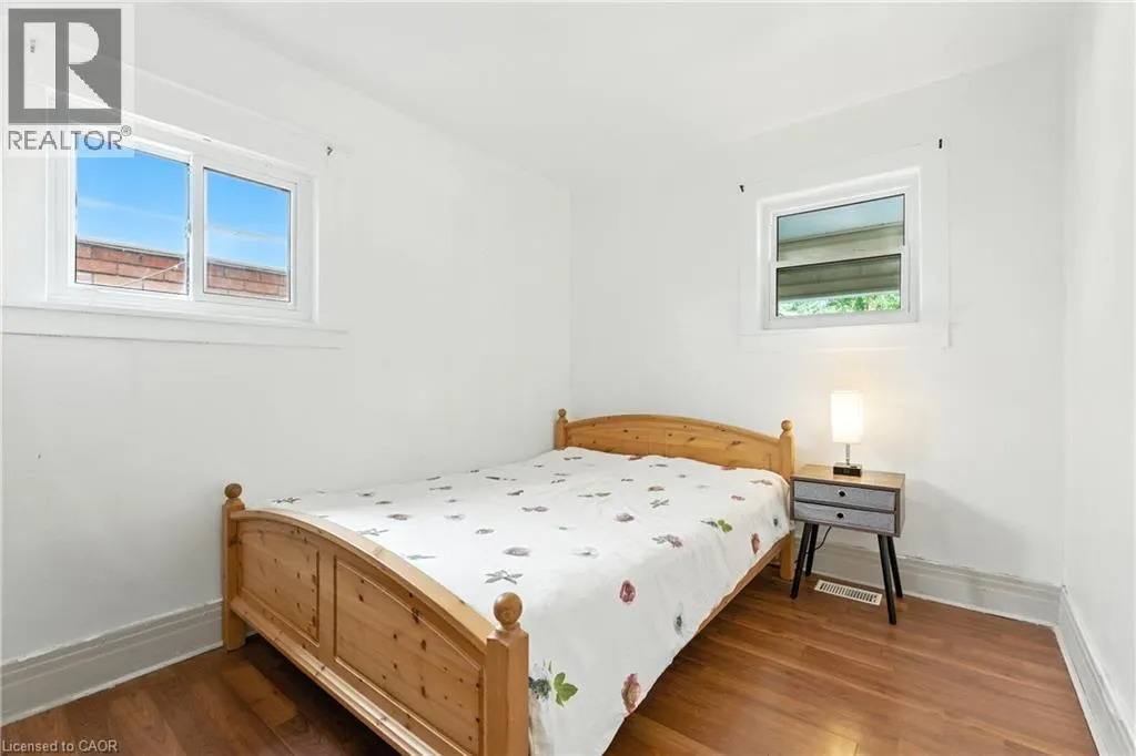 1 BERRYMAN Avenue