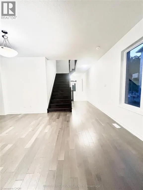 225 FORESTWALK Street