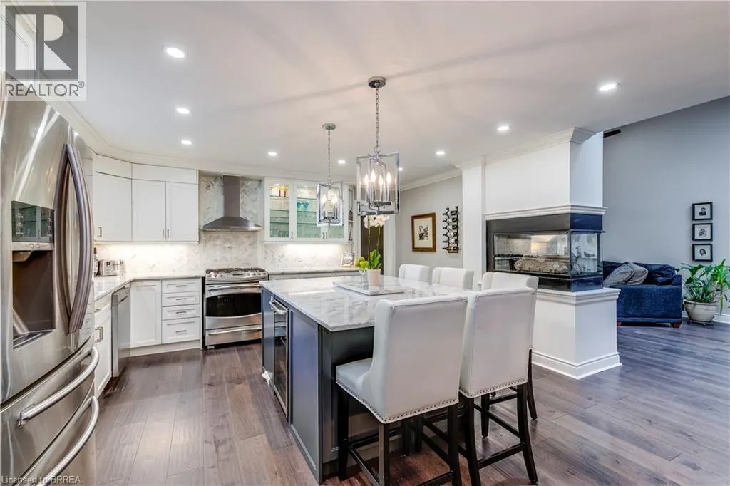 206 FIDDLER'S GREEN Road