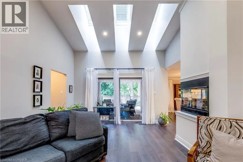 206 FIDDLER'S GREEN Road