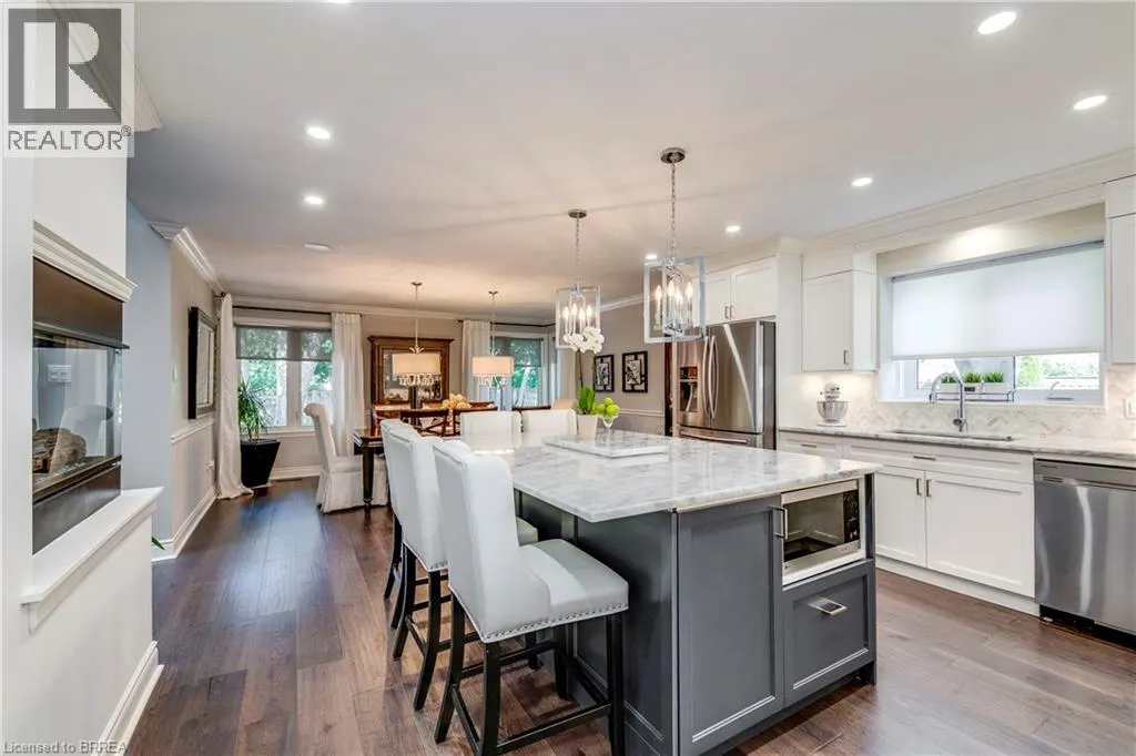 206 FIDDLER'S GREEN Road