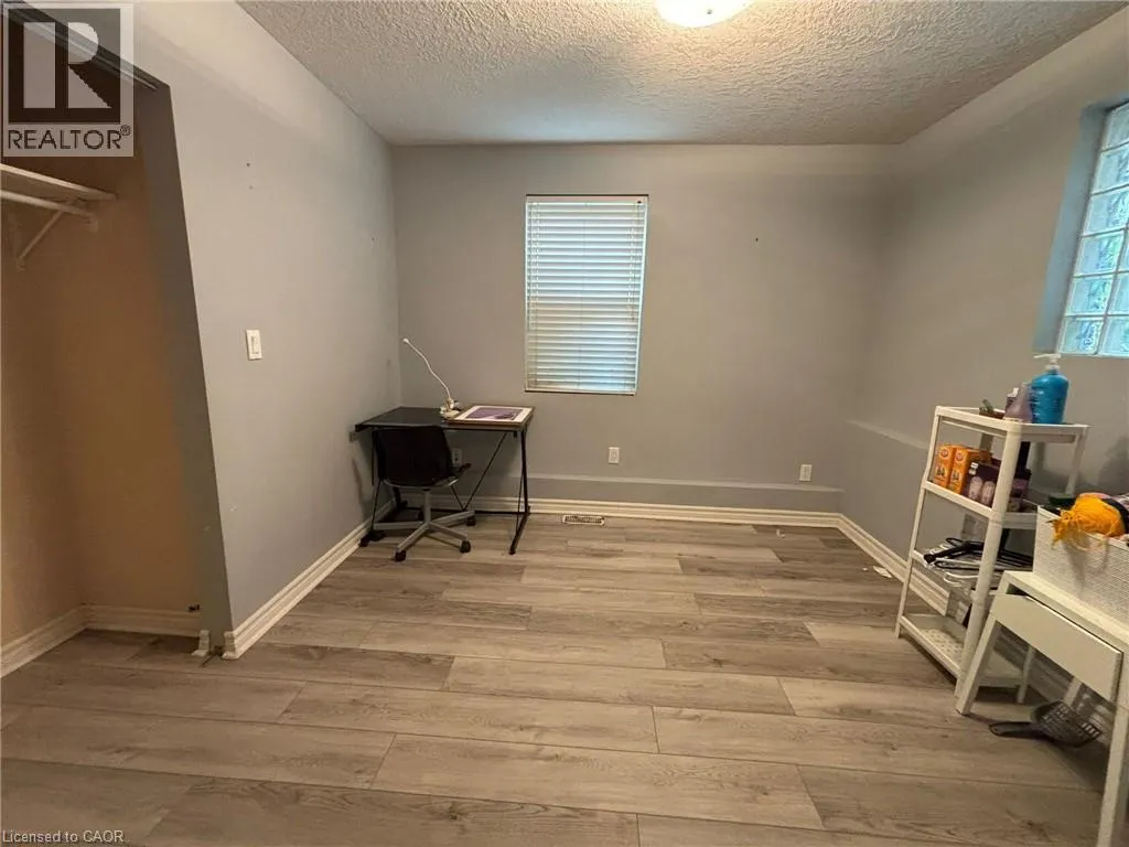 124 KING Street N Unit# 1, #1