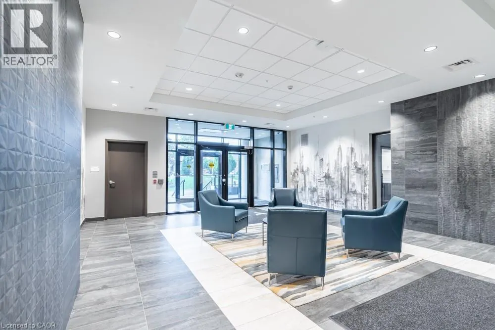 30 HAMILTON Street S Unit# 213, #213