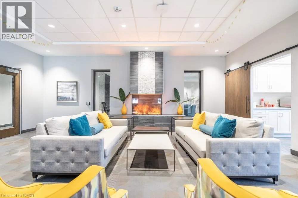 30 HAMILTON Street S Unit# 213, #213