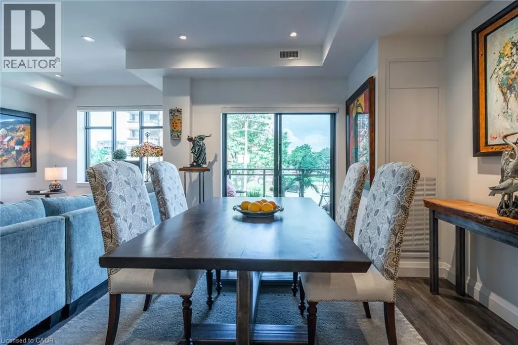 30 HAMILTON Street S Unit# 213, #213