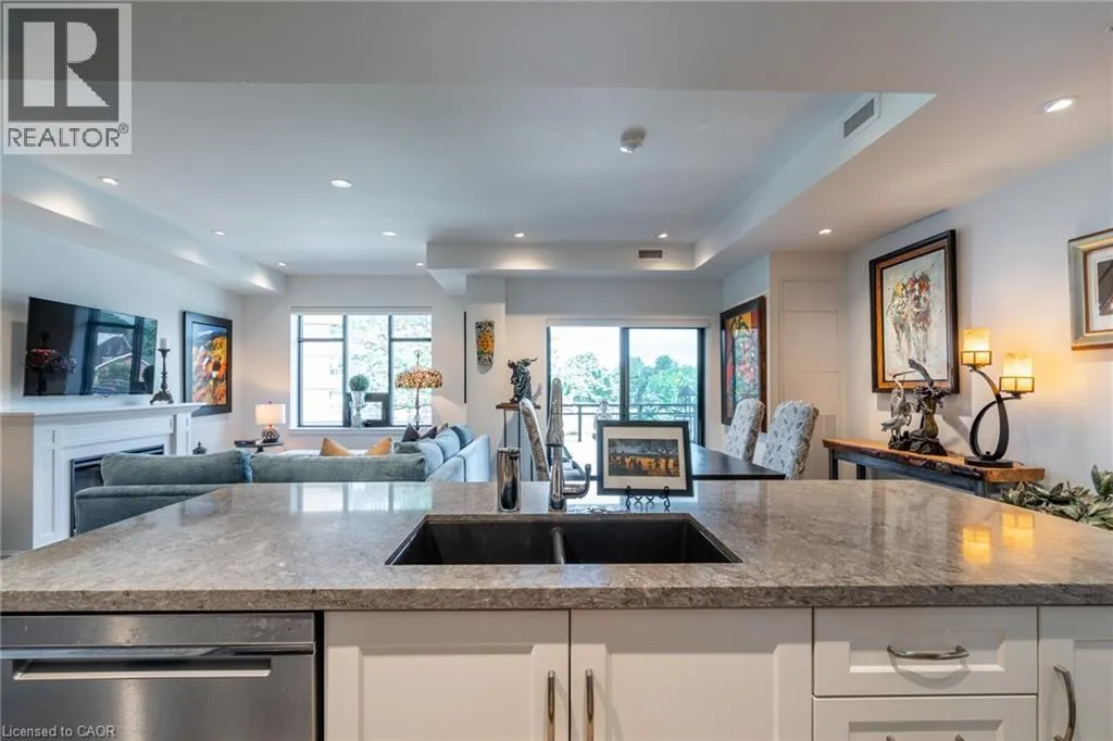 30 HAMILTON Street S Unit# 213, #213