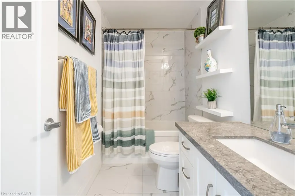 30 HAMILTON Street S Unit# 213, #213