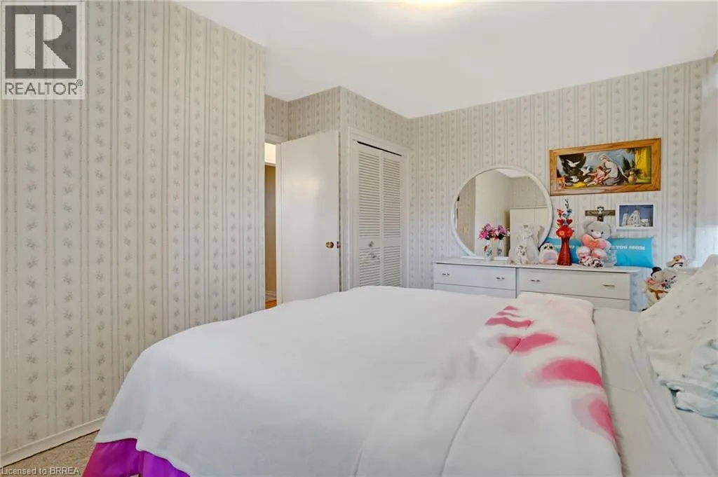 3 KENT Road