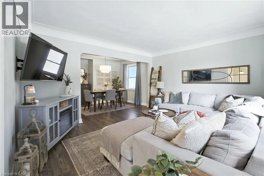 136 WEST 24TH Street