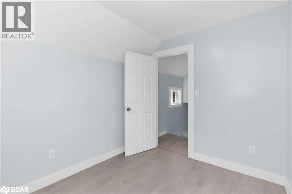 14 FETTERLY Street N