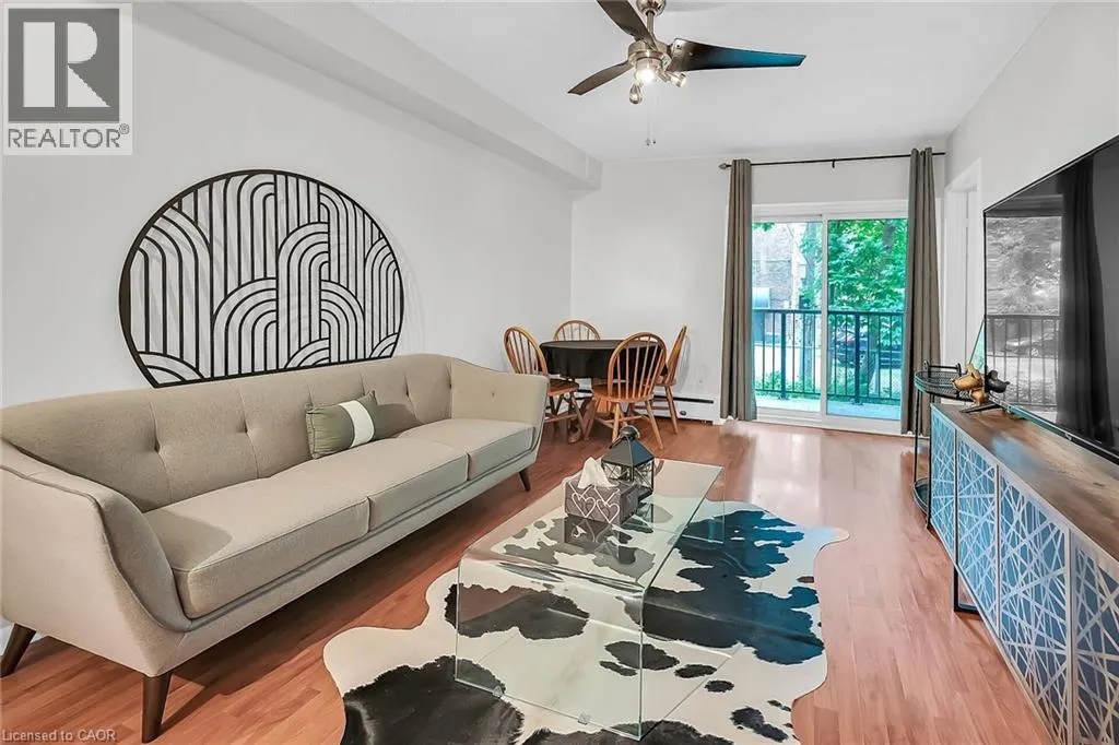 40 ROBINSON Street Unit# 208, #208