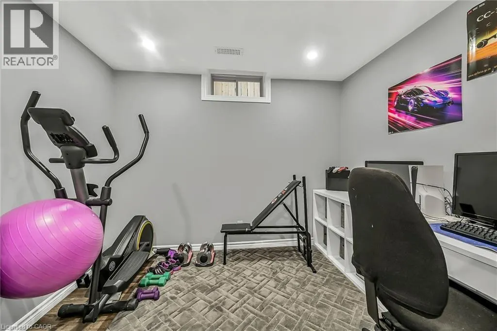 70 ESCARPMENT Drive