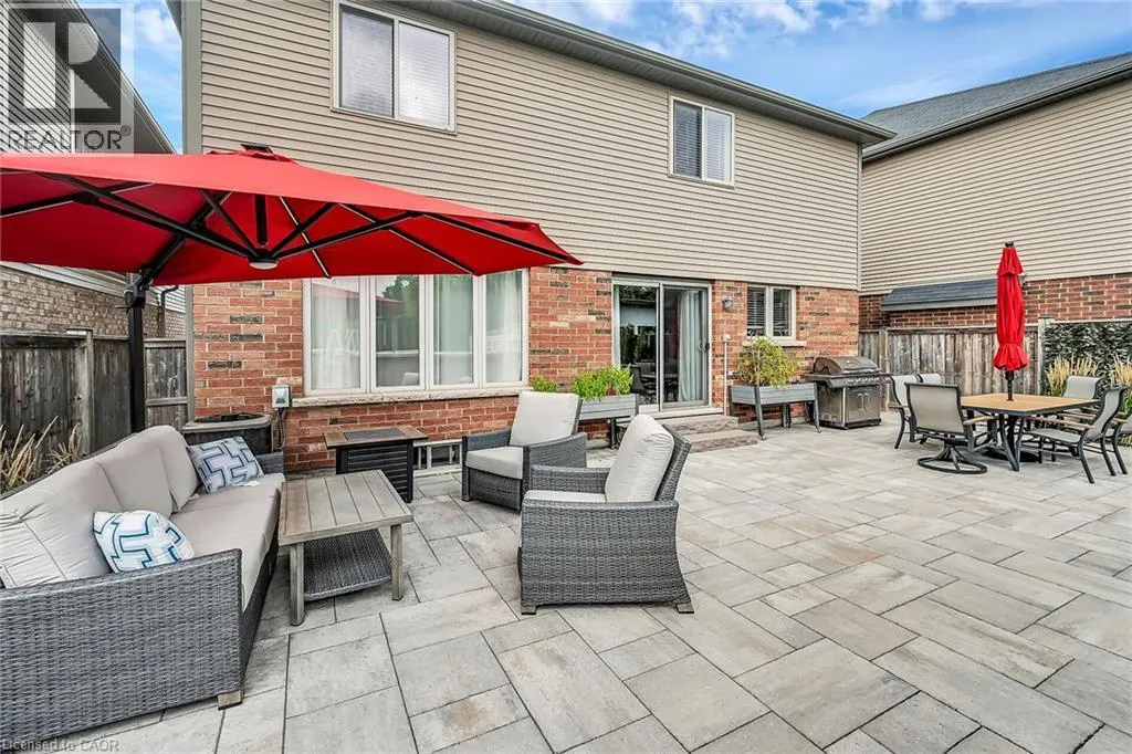 70 ESCARPMENT Drive
