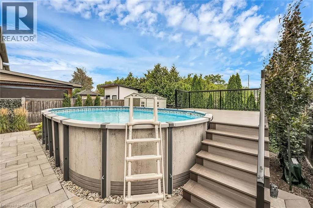 70 ESCARPMENT Drive