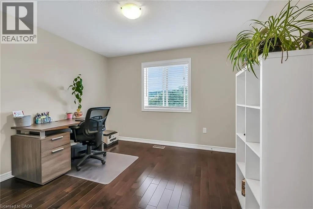 70 ESCARPMENT Drive