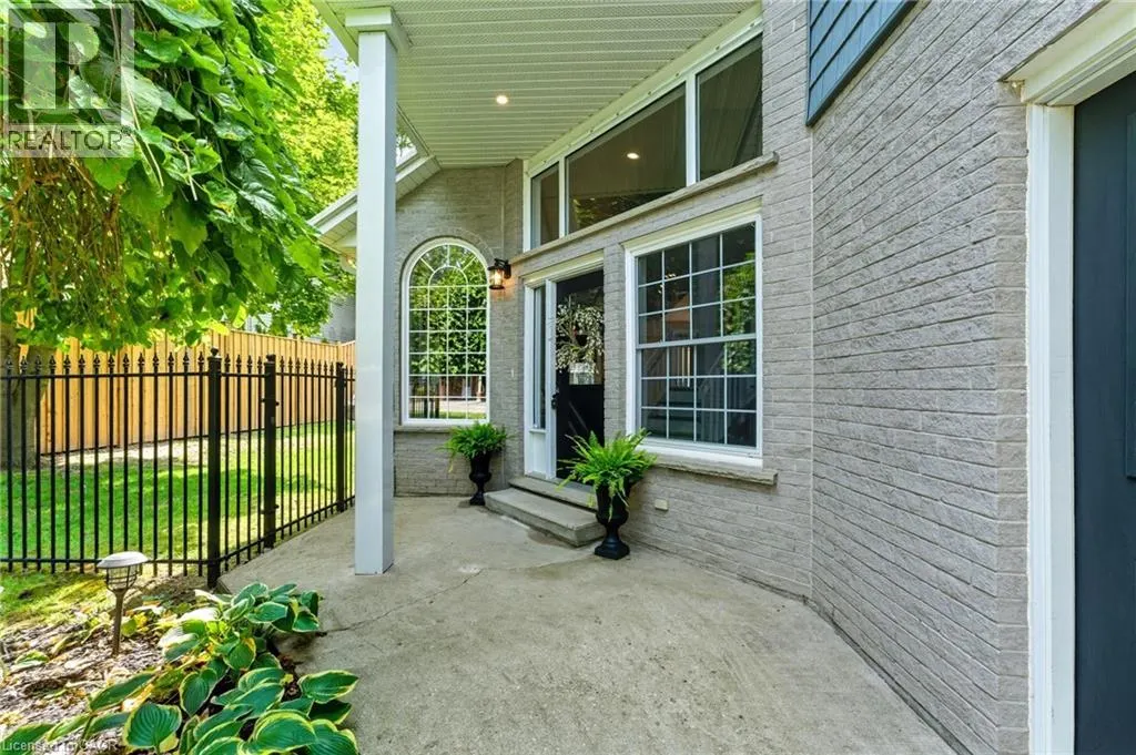 19 MITCHELL Street