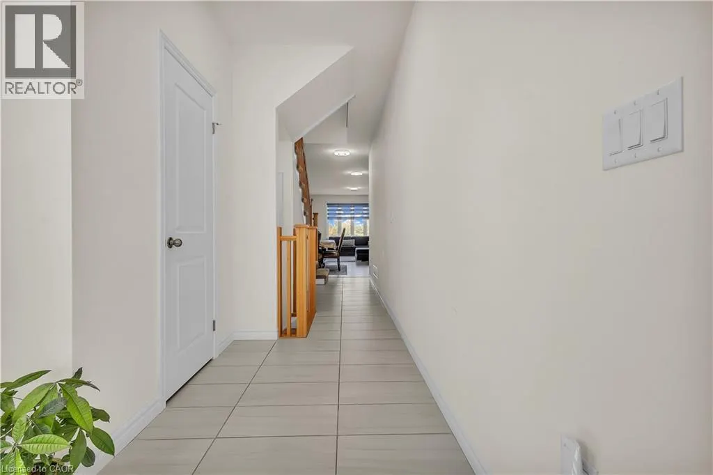 42 HENRY MARACLE Street