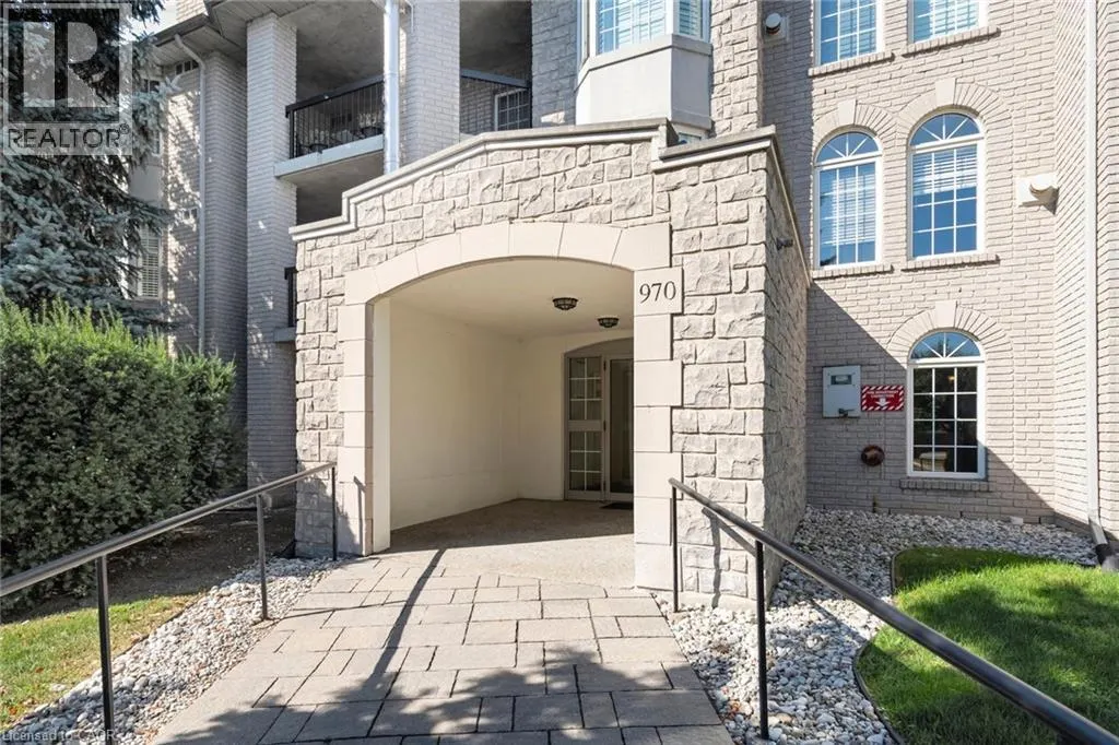 970 GOLF LINKS Road Unit# 302, #302