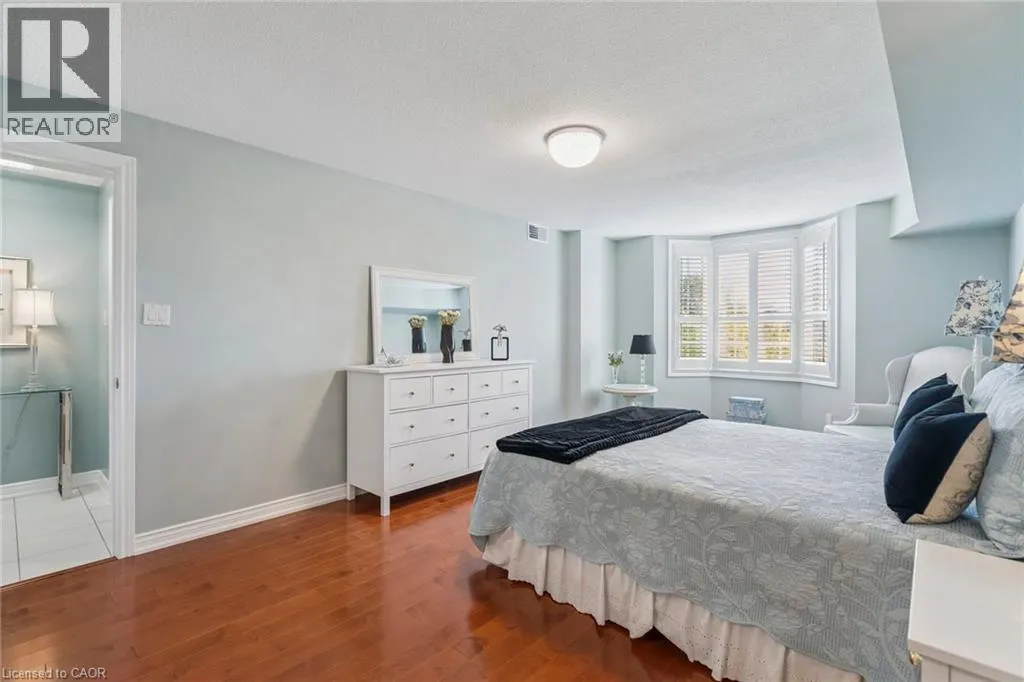 970 GOLF LINKS Road Unit# 302, #302