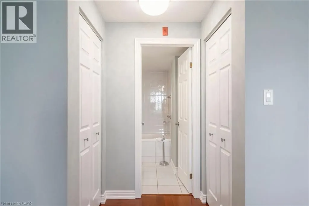 970 GOLF LINKS Road Unit# 302, #302
