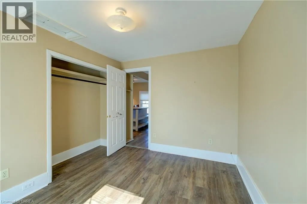60-62 COLBORNE Street W