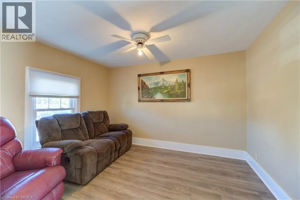 60-62 COLBORNE Street W