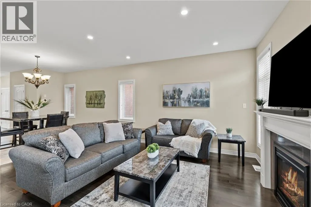 67 WHITTINGTON Drive